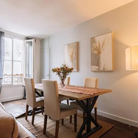 Spacious&stylish 2bd For 4 * ルヴァロワ＝ペレ
