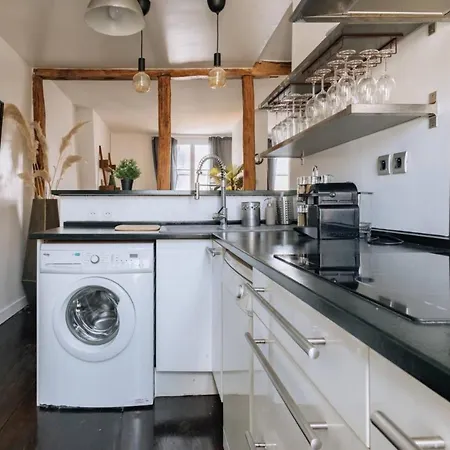 Spacious&stylish 2bd For 4